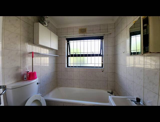 2 BEDROOM APARTMENT TO LET IN PAROW NORTH
